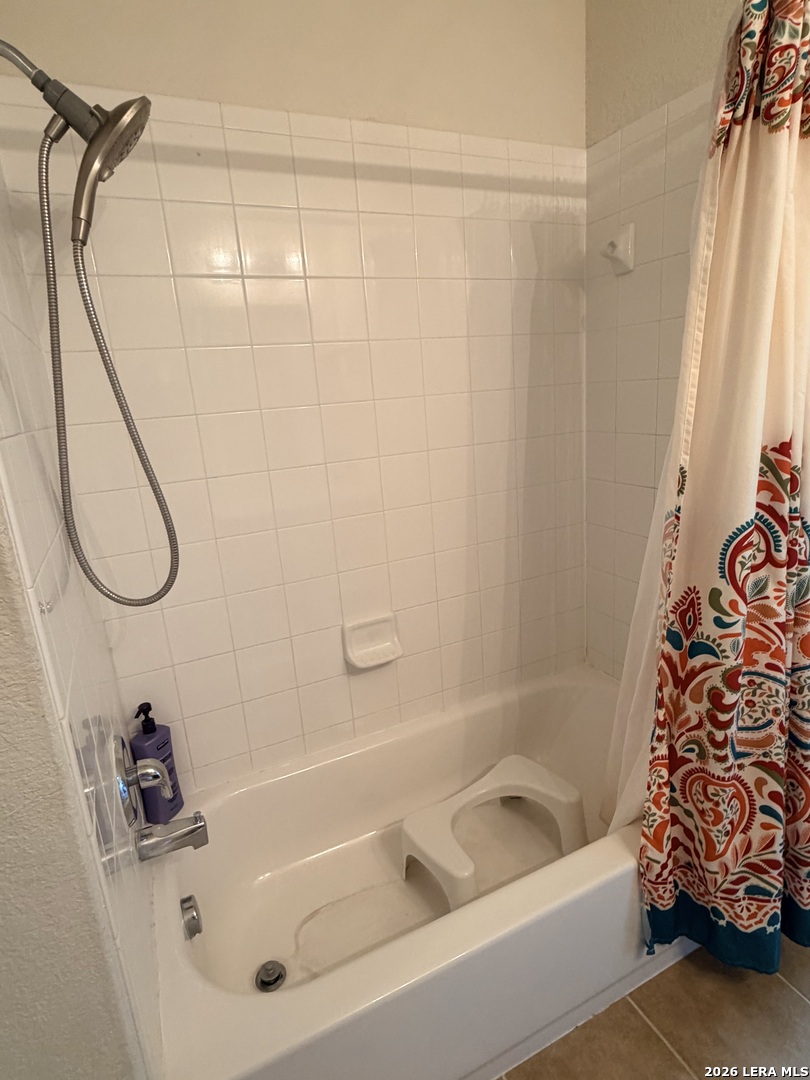 7831 Juno Heights San Antonio TX 78252