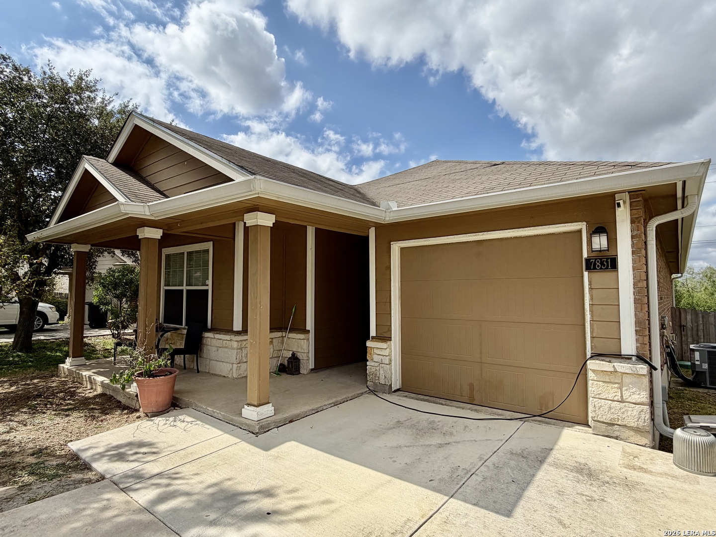 7831 Juno Heights San Antonio TX 78252