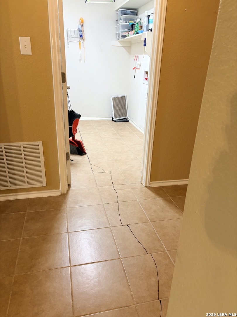 7831 Juno Heights San Antonio TX 78252