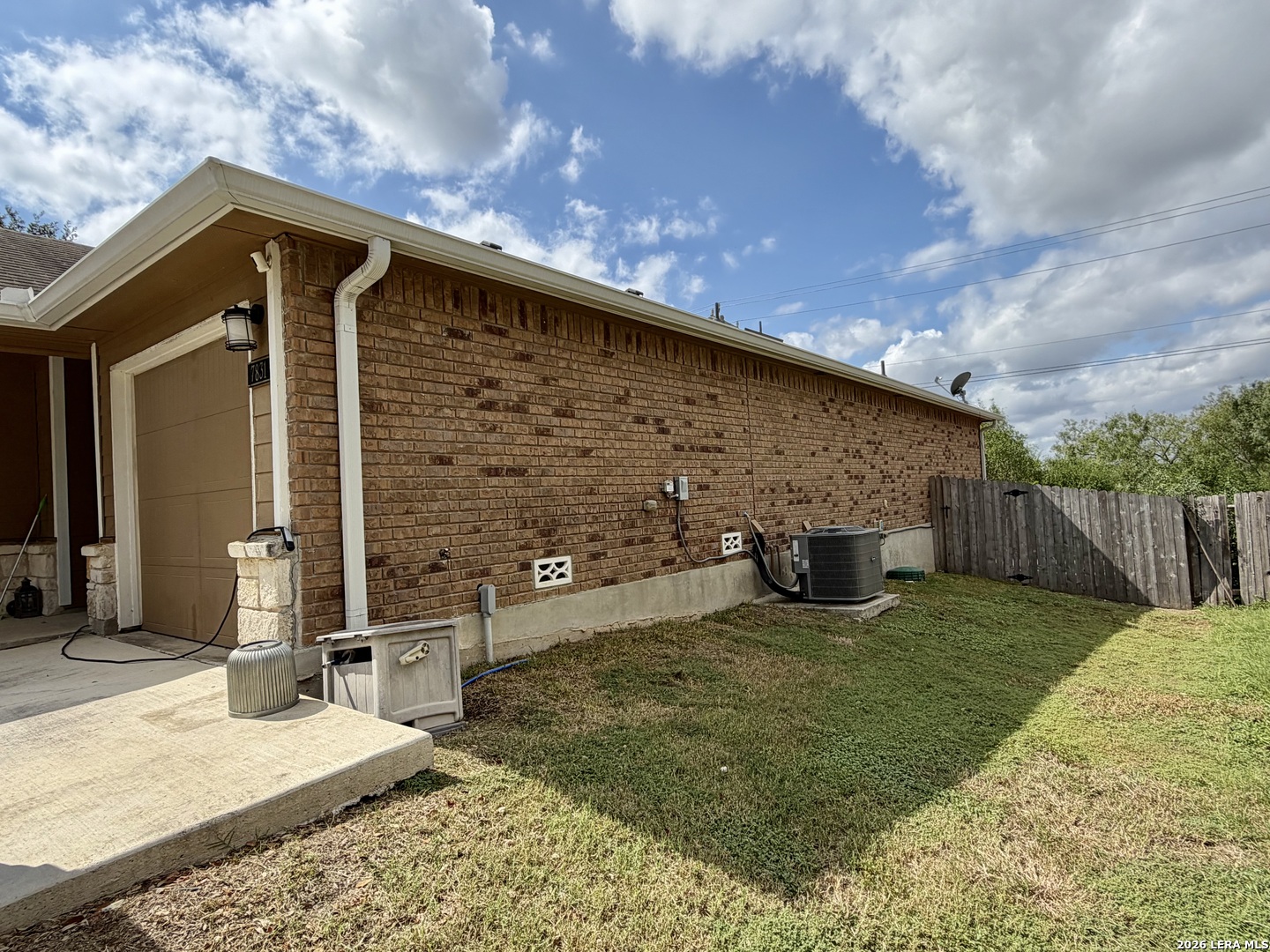 7831 Juno Heights San Antonio TX 78252