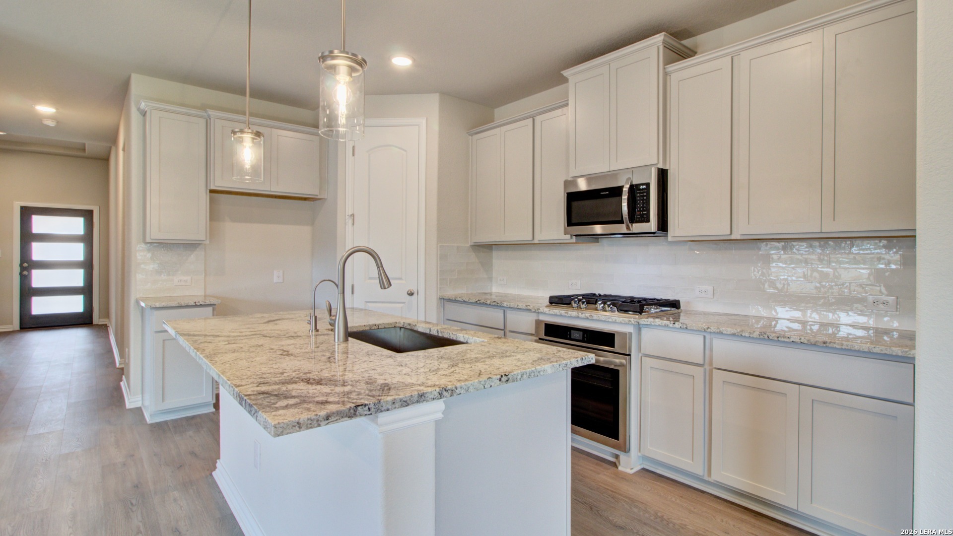 2253 Altiplano San Antonio TX 78245