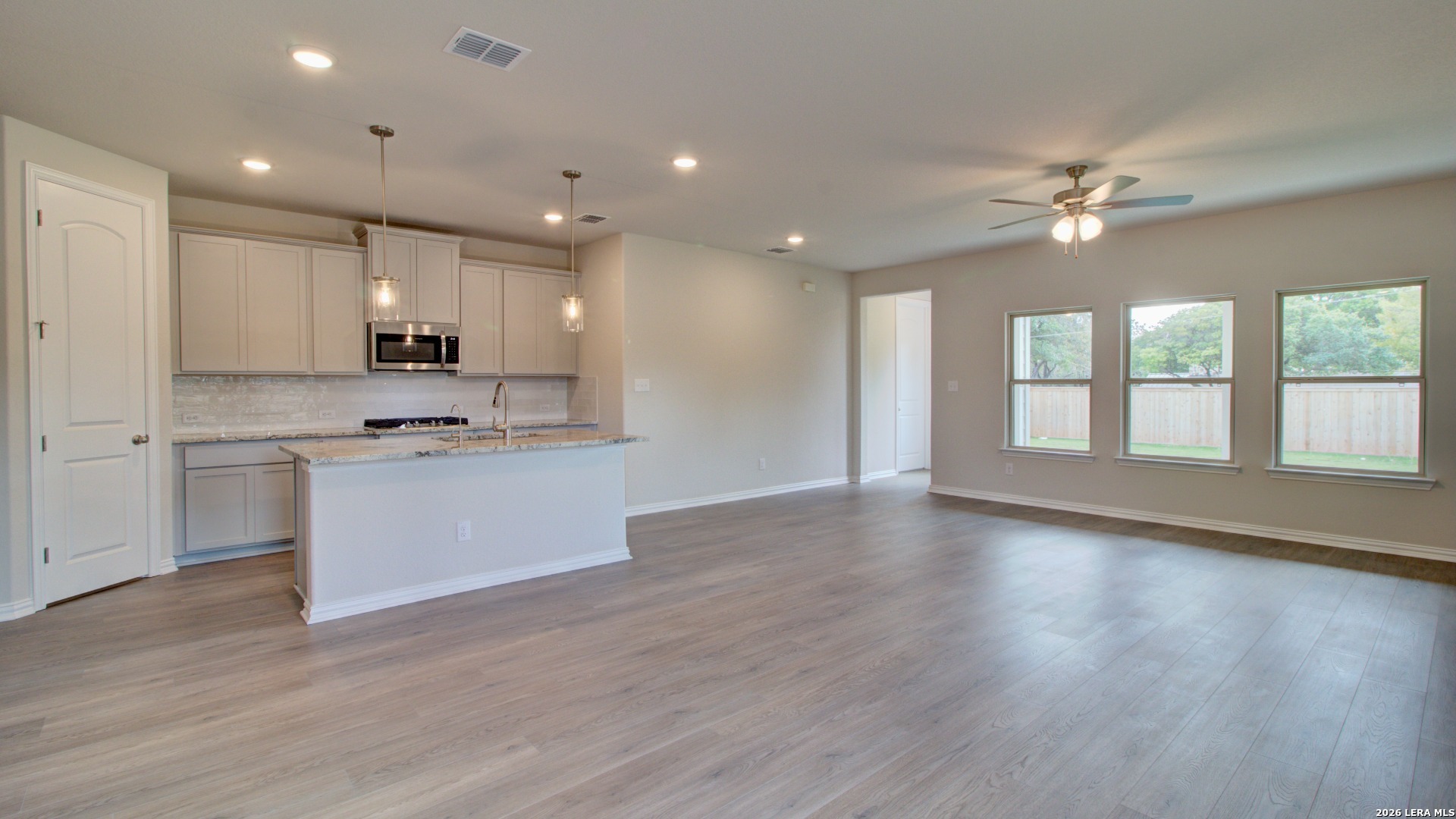 2253 Altiplano San Antonio TX 78245