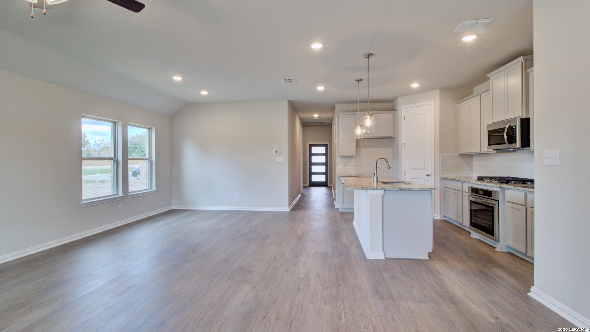 2253 Altiplano San Antonio TX 78245
