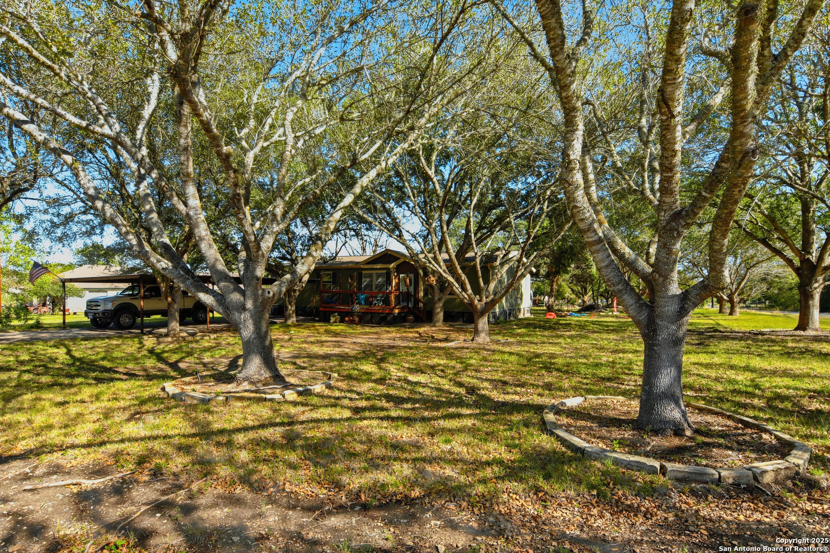 102 County Road 479 Castroville TX 78009
