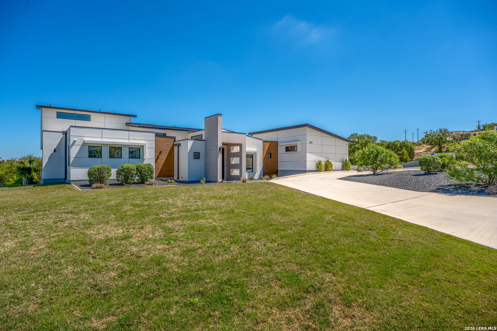 11009 Porter Springs San Antonio TX 78255