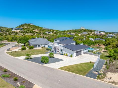 11009 Porter Springs San Antonio TX 78255