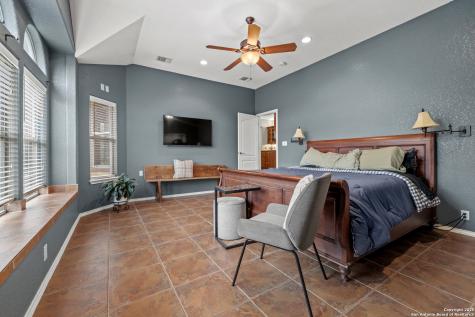 406 Cherry Mountain Loop Fredericksburg TX 78624