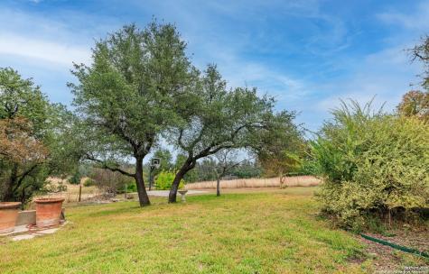 406 Cherry Mountain Loop Fredericksburg TX 78624