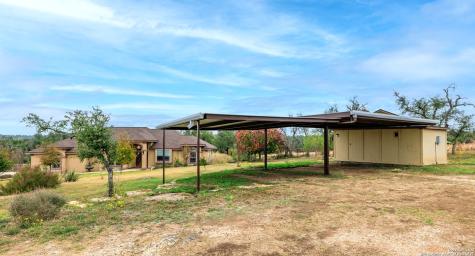 406 Cherry Mountain Loop Fredericksburg TX 78624