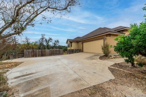 406 Cherry Mountain Loop Fredericksburg TX 78624