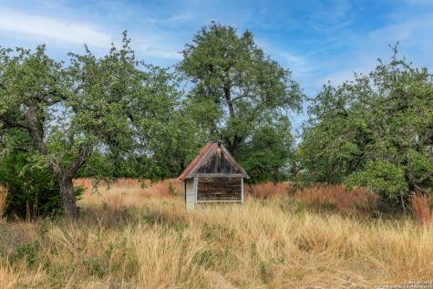 406 Cherry Mountain Loop Fredericksburg TX 78624