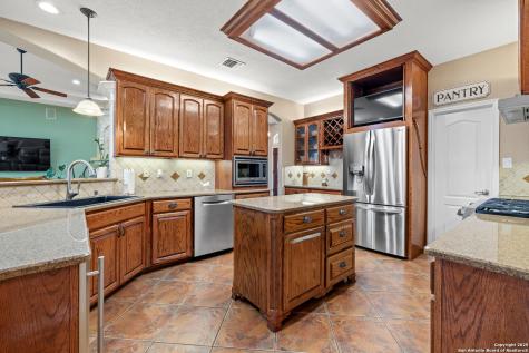 406 Cherry Mountain Loop Fredericksburg TX 78624