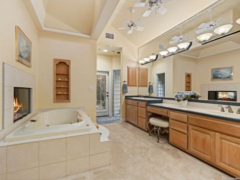 68 Eton Green Circle San Antonio TX 78257