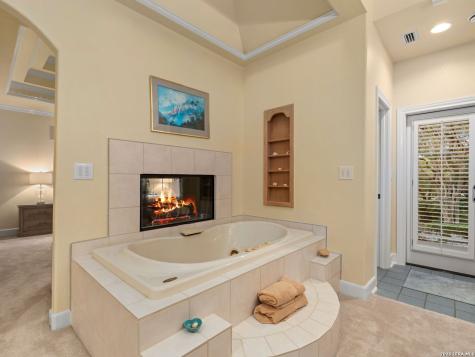 68 Eton Green Circle San Antonio TX 78257