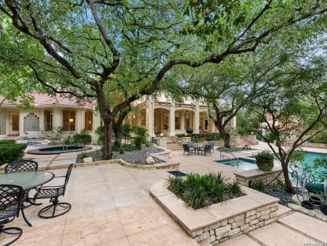 68 Eton Green Circle San Antonio TX 78257