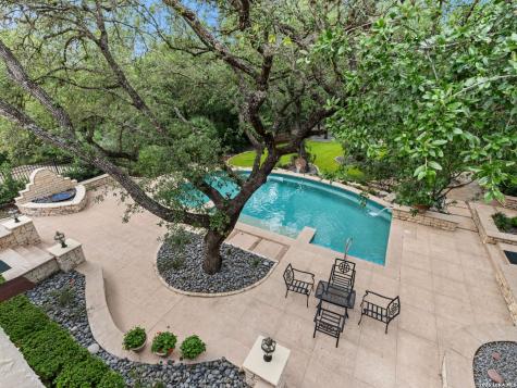 68 Eton Green Circle San Antonio TX 78257