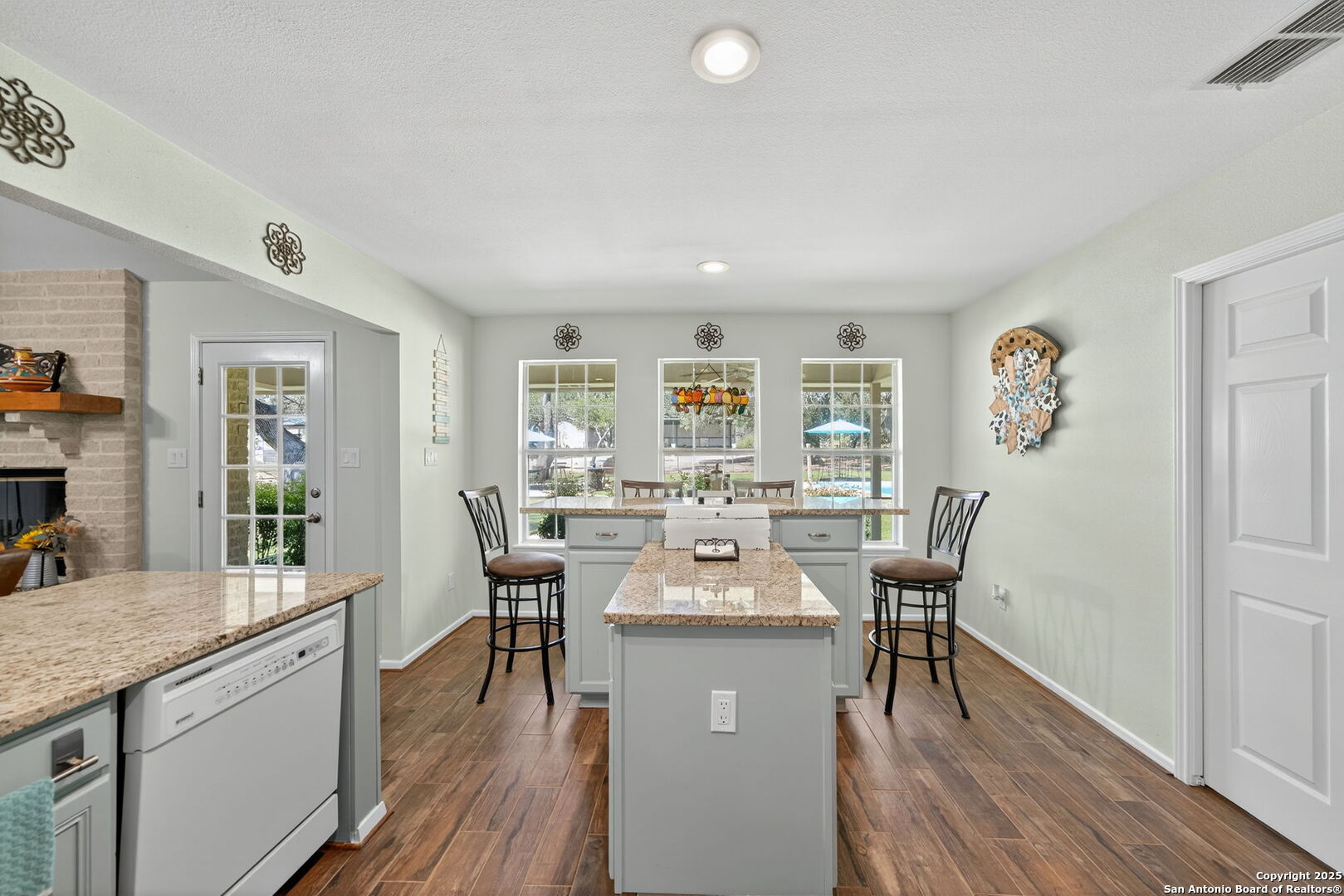 231 Hayden Pleasanton TX 78064