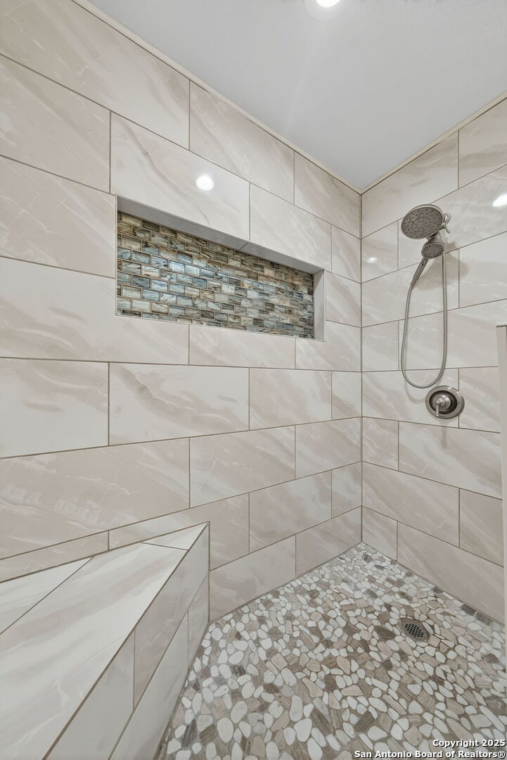 231 Hayden Pleasanton TX 78064