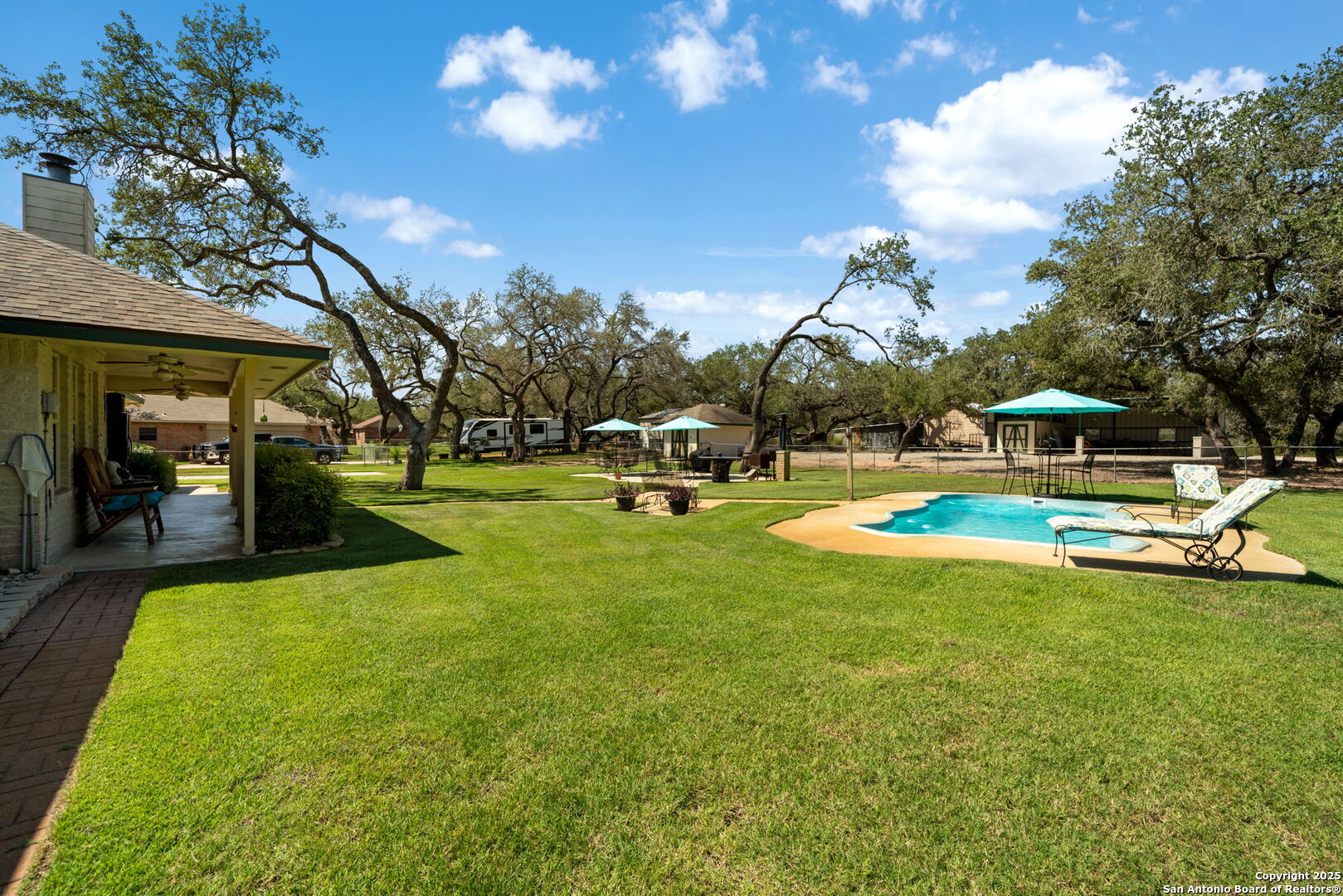231 Hayden Pleasanton TX 78064