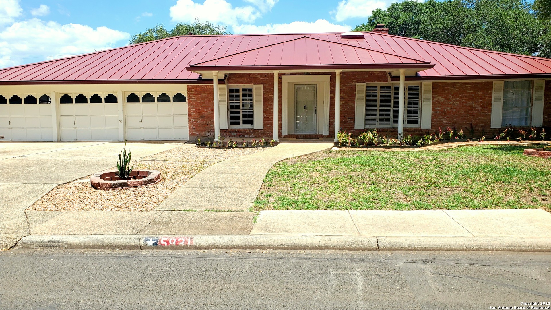 5931 Northgap Street Windcrest TX 78239