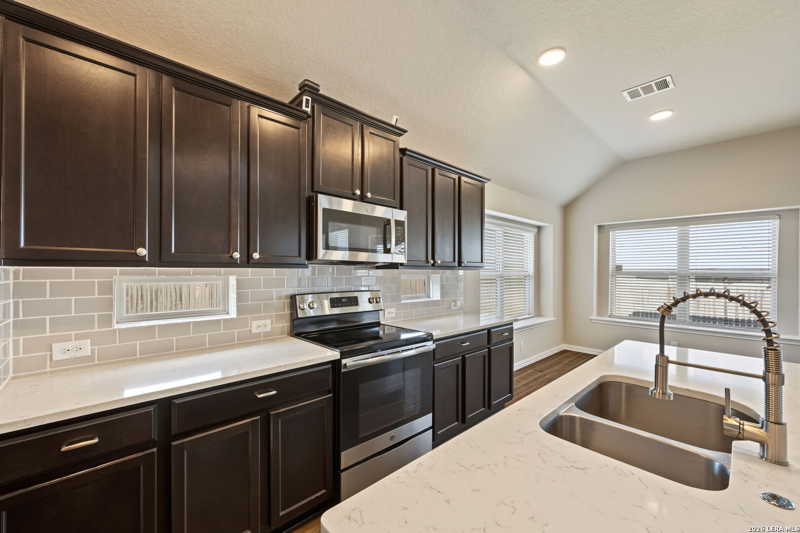266 Holland Park Schertz TX 78108