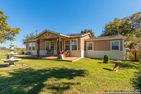 11451 La Vernia Road Adkins TX 78101