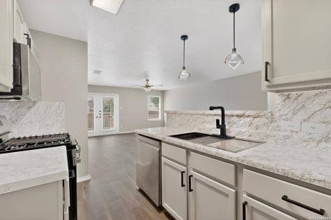 2614 Brighton Park Converse TX 78109