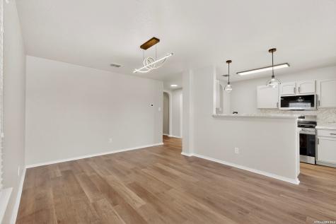 2614 Brighton Park Converse TX 78109