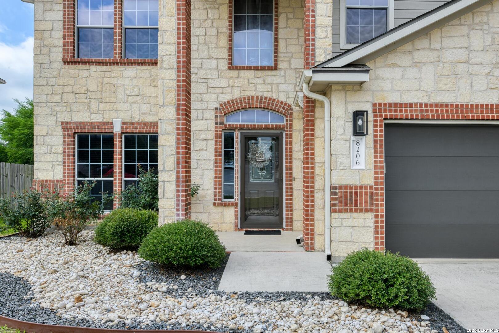 8206 Valley Well San Antonio TX 78249