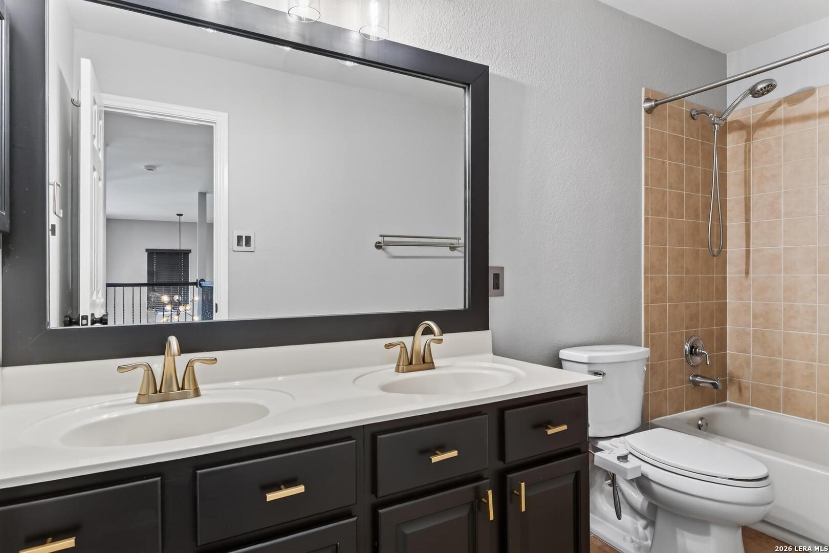 8206 Valley Well San Antonio TX 78249