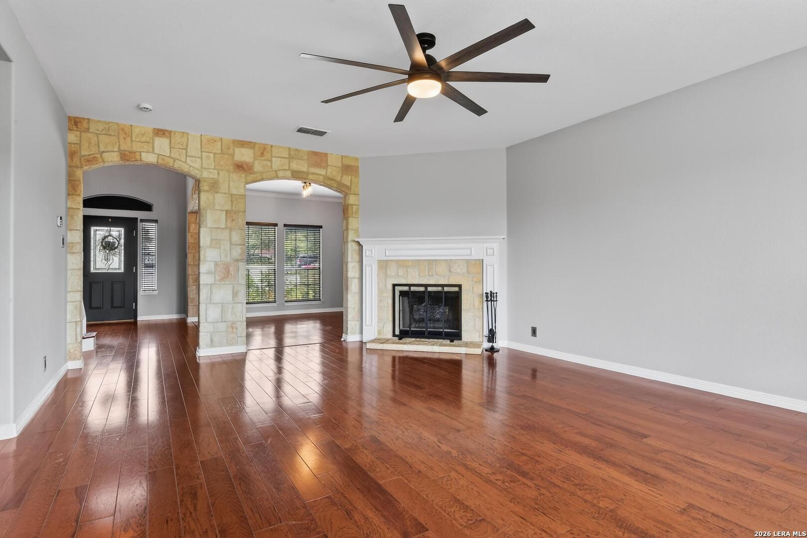 8206 Valley Well San Antonio TX 78249