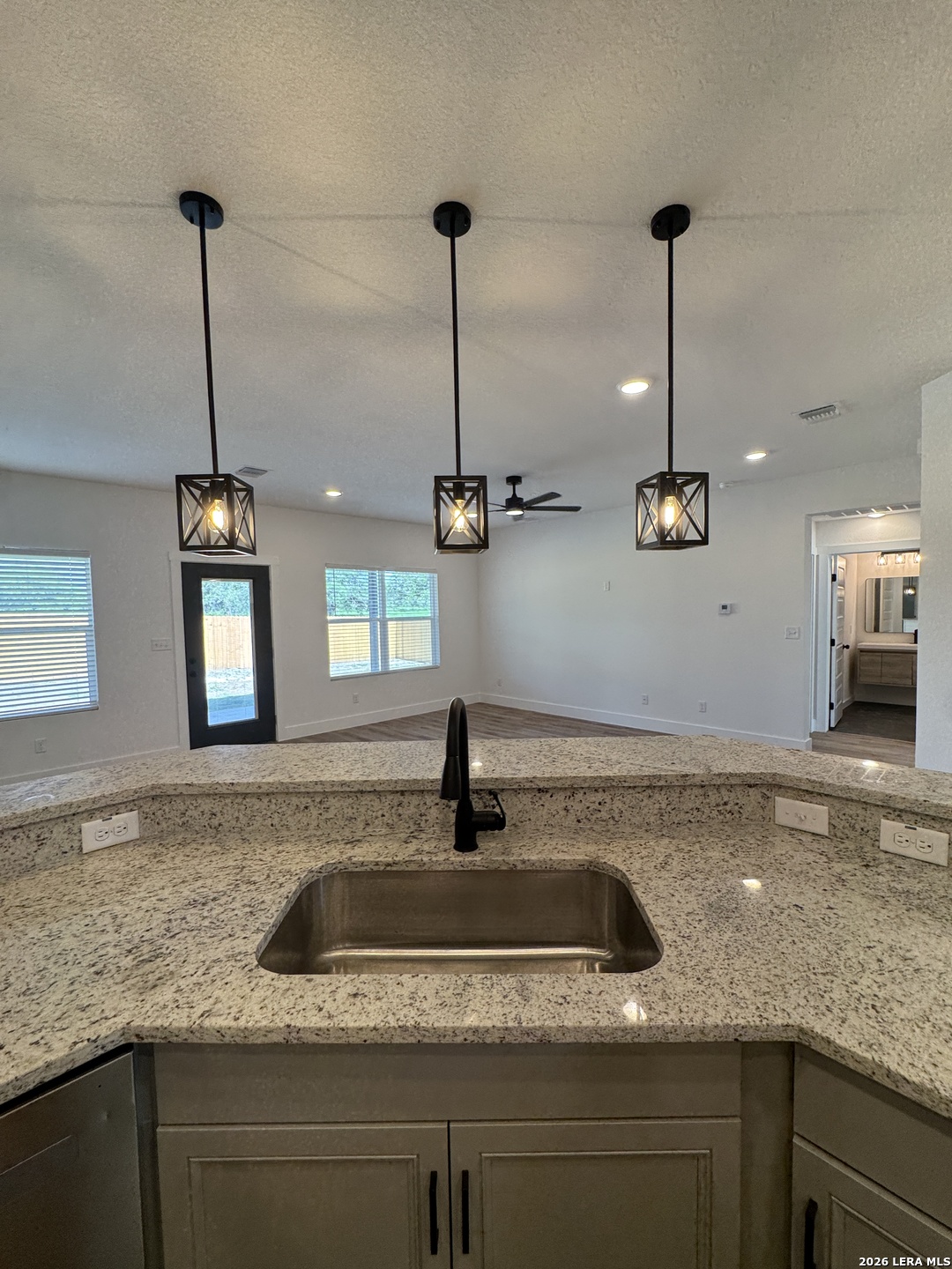 2000 Owens Avenue Three Rivers TX 78071