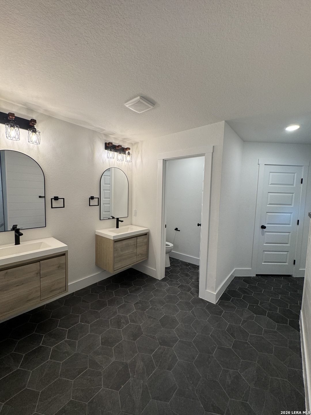 2000 Owens Avenue Three Rivers TX 78071