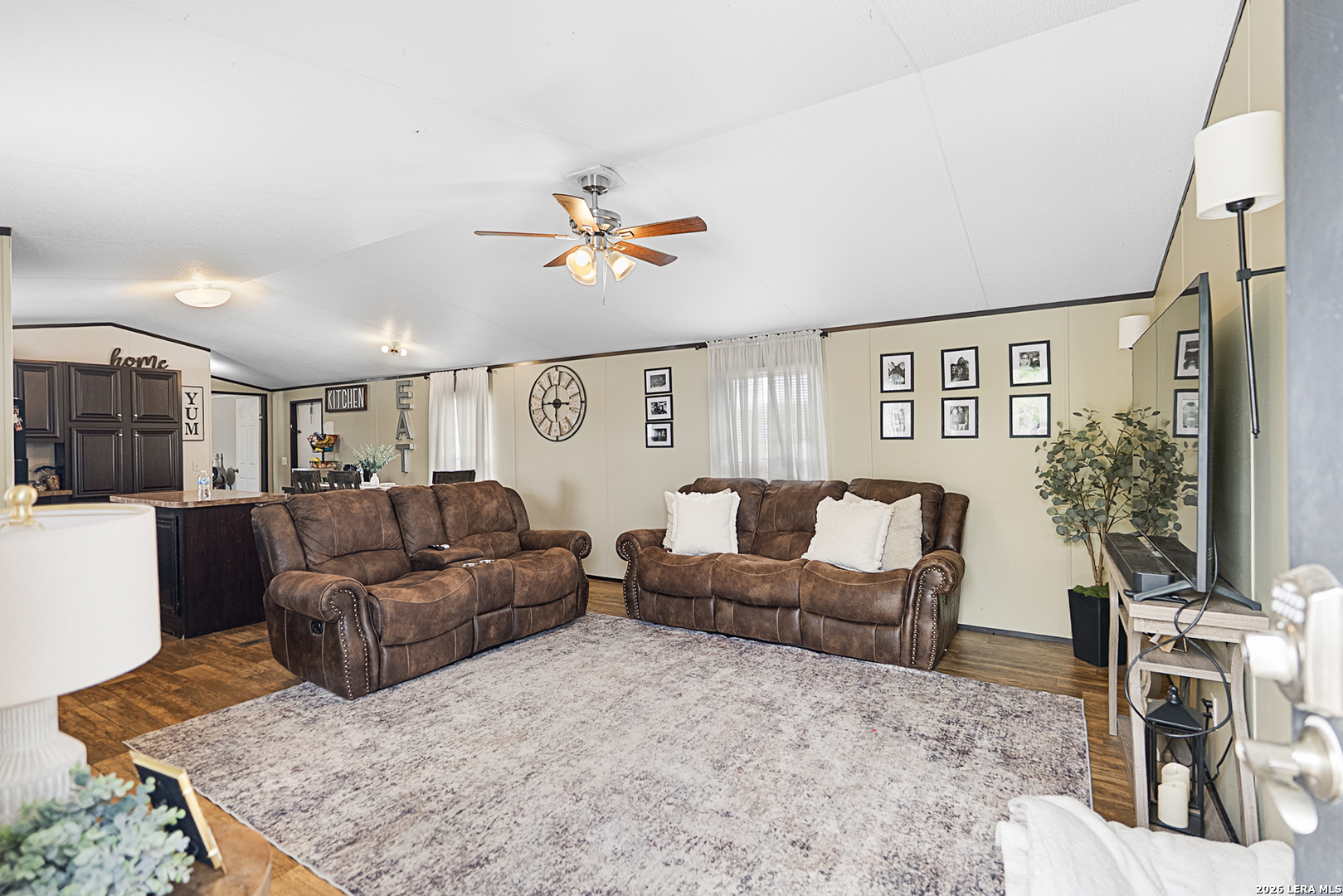 5014 Donner Lake San Antonio TX 78223