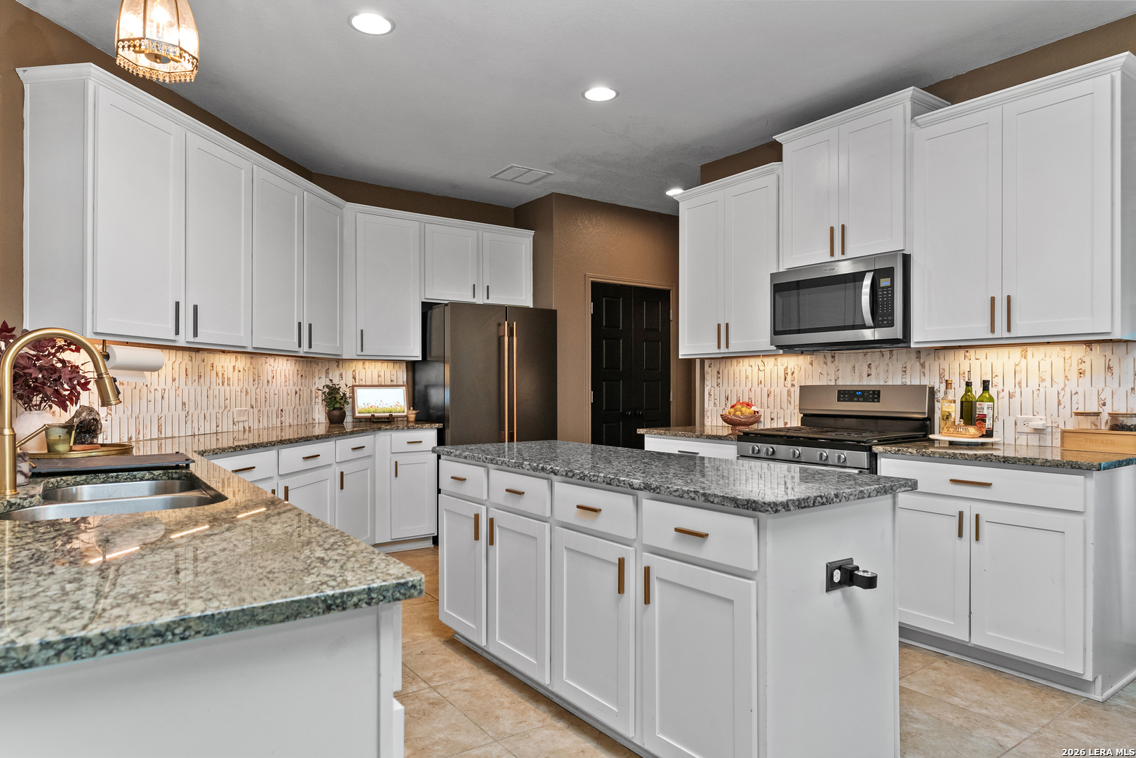 8697 Stackstone Schertz TX 78154