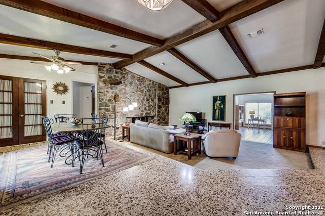 3720 Menger San Antonio TX 78259
