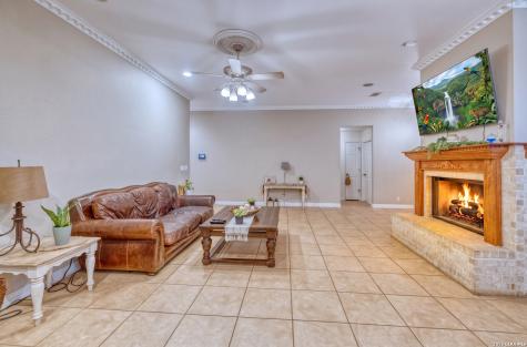 633 Sunrise Avenue Uvalde TX 78801