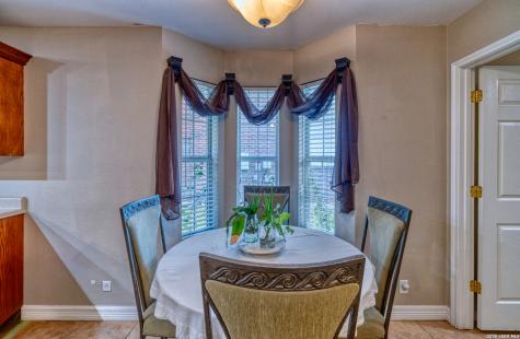 633 Sunrise Avenue Uvalde TX 78801