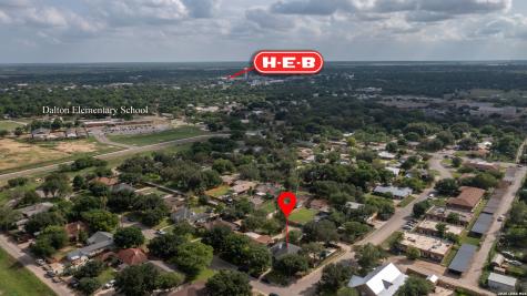 633 Sunrise Avenue Uvalde TX 78801