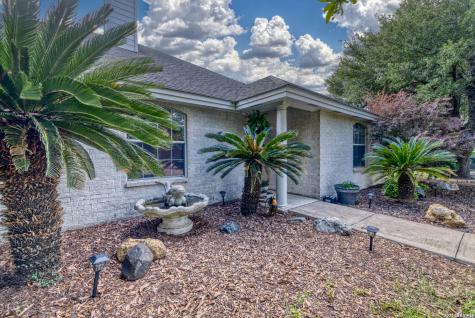 633 Sunrise Avenue Uvalde TX 78801
