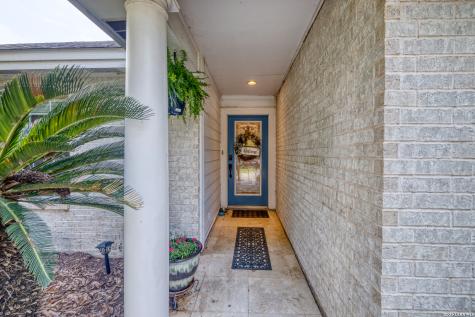 633 Sunrise Avenue Uvalde TX 78801