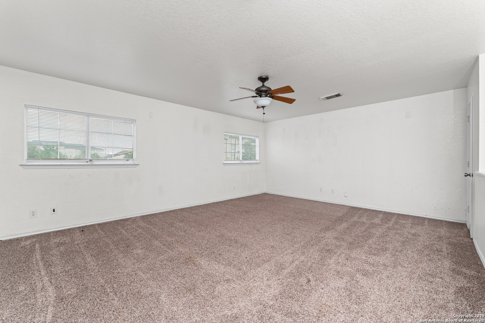 5502 Burton Farm San Antonio TX 78244
