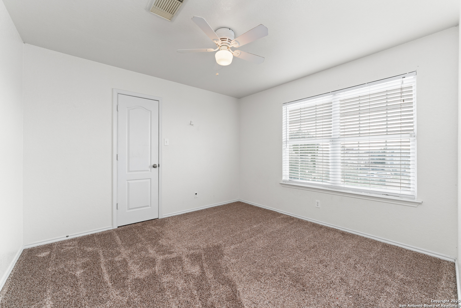 5502 Burton Farm San Antonio TX 78244