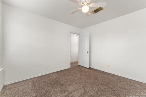 5502 Burton Farm San Antonio TX 78244