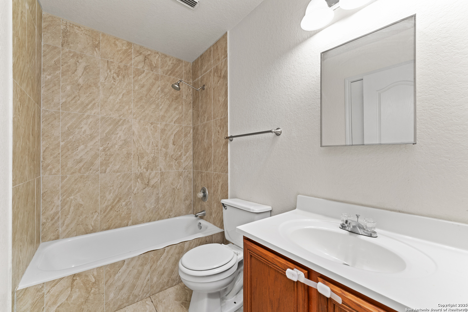 5502 Burton Farm San Antonio TX 78244