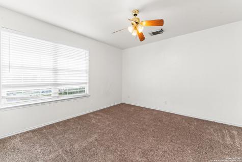 5502 Burton Farm San Antonio TX 78244