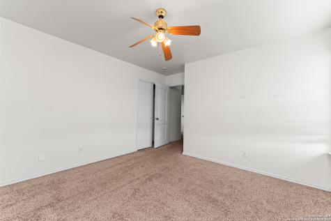 5502 Burton Farm San Antonio TX 78244