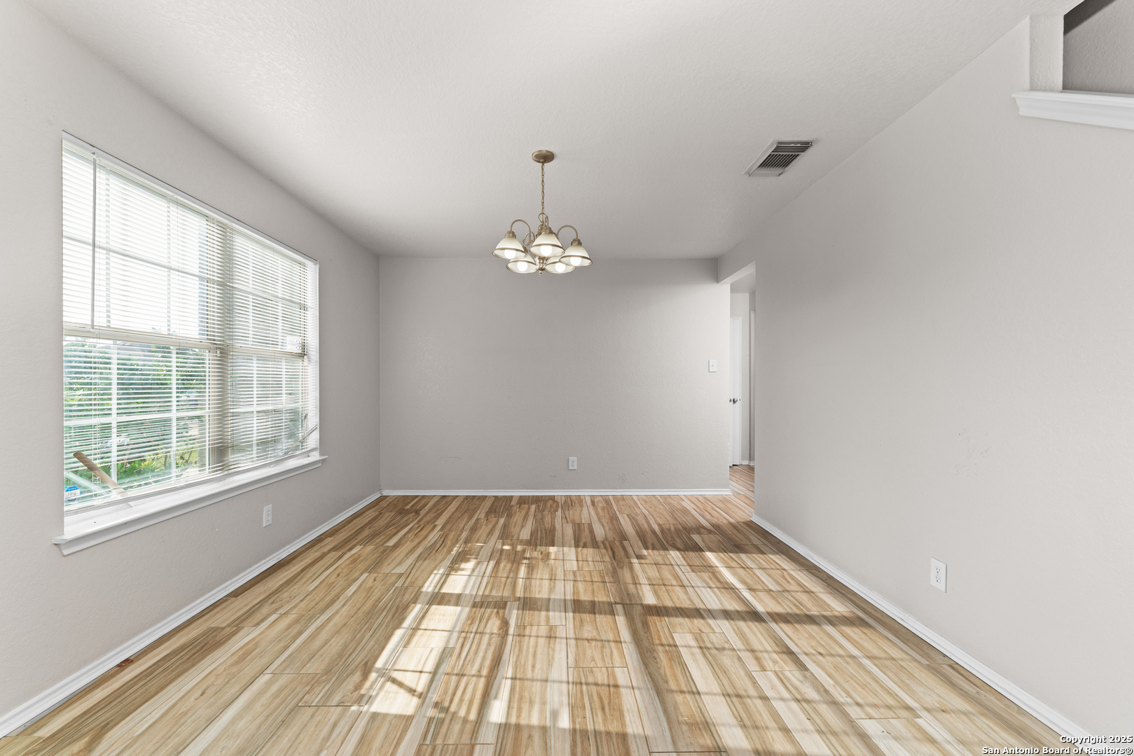 5502 Burton Farm San Antonio TX 78244