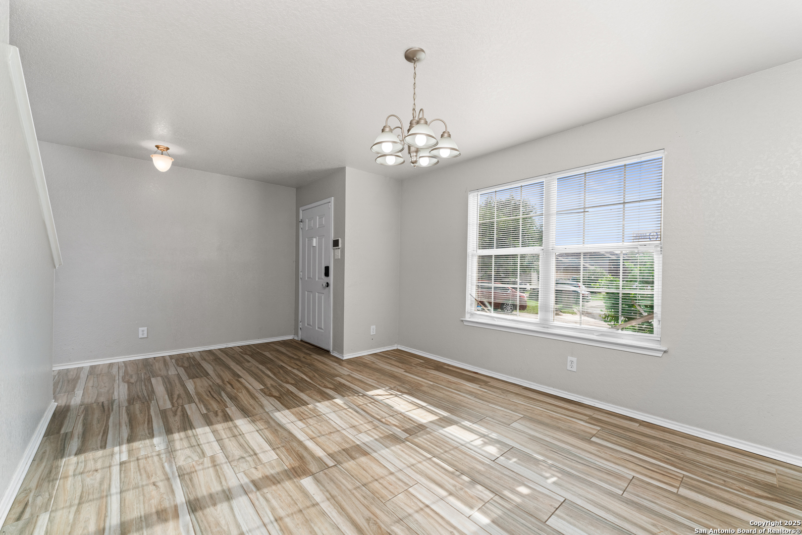 5502 Burton Farm San Antonio TX 78244