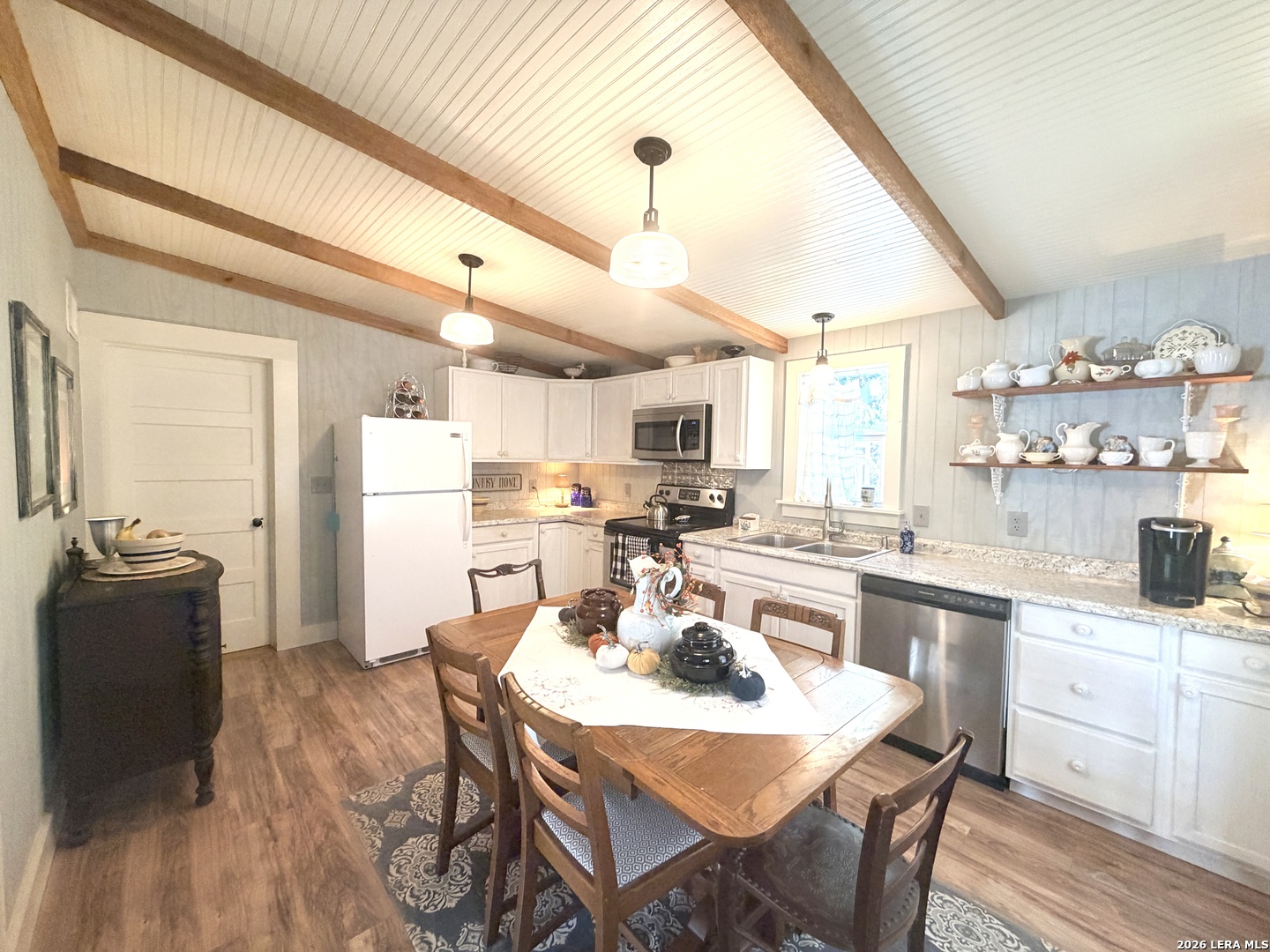 162 N Third Street Harper TX 78631